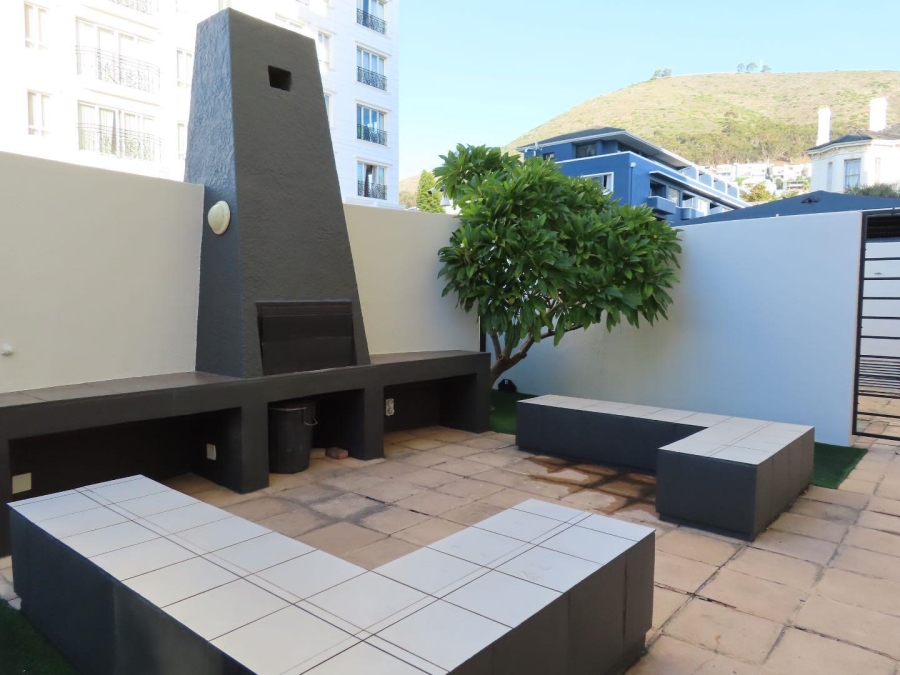 3 Bedroom Property for Sale in Three Anchor Bay Western Cape